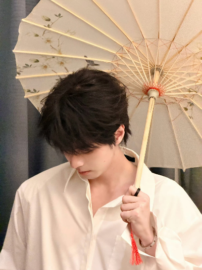 李悦
